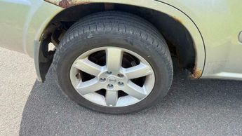 Nissan X-Trail 2.5i Aventura 5dr