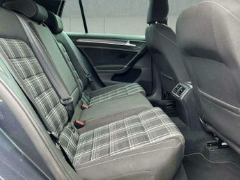 Volkswagen Golf 2.0 TDI GTD DSG Euro 6 (s/s) 5dr