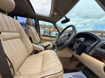 Land Rover Range Rover 4.6 V8 HSE Station Wagon 5dr