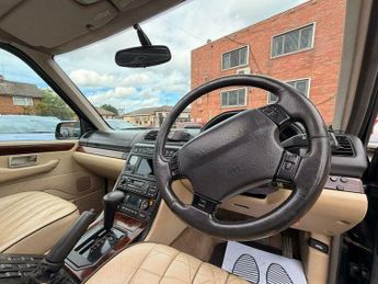 Land Rover Range Rover 4.6 V8 HSE Station Wagon 5dr