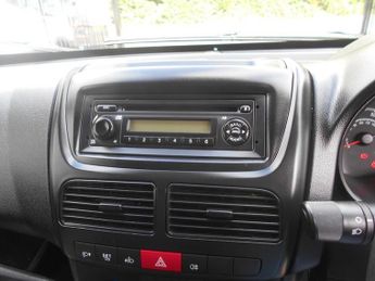 Vauxhall Combo 2017 L1H1 2000 CDTI ECOFLEX S/S NO VAT