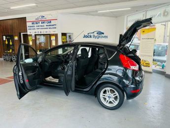Ford Fiesta 1.6 Zetec Powershift Euro 5 5dr