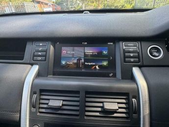 Land Rover Discovery Sport 2.0 TD4 HSE Black Auto 4WD Euro 6 (s/s) 5dr
