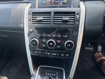 Land Rover Discovery Sport 2.0 TD4 HSE Black Auto 4WD Euro 6 (s/s) 5dr