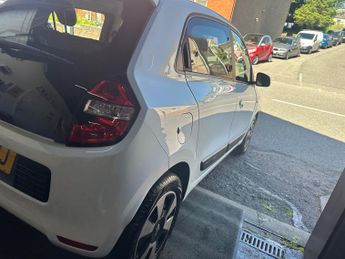 Renault Twingo 1.0 SCe Play Hatchback 5dr Petrol Manual Euro 6 (70 ps)