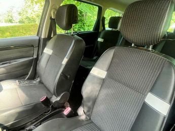 Renault Grand Scenic 1.6 dCi Dynamique TomTom Euro 5 (s/s) 5dr