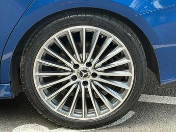 Mercedes-Benz A Class 1.3 A200h MHEV AMG Line (Premium Plus) 7G-DCT Euro 6 (s/s) 4dr