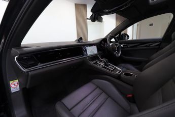 Porsche Panamera 4 SPORT TURISMO PDK