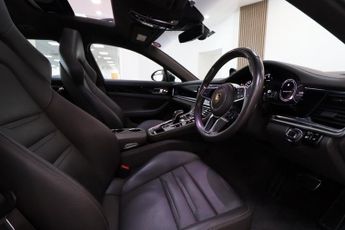 Porsche Panamera 4 SPORT TURISMO PDK