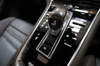 Porsche Panamera 4 SPORT TURISMO PDK