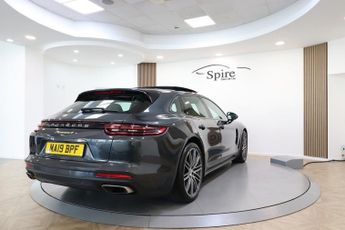 Porsche Panamera 4 SPORT TURISMO PDK