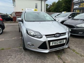 Ford Focus 1.0T EcoBoost Titanium Hatchback 5dr Petrol Manual Euro 5 (s/s) 