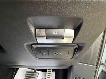 Land Rover Range Rover Evoque FIRST EDITION