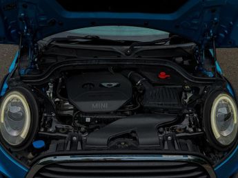 MINI Hatch 1.5 Cooper Auto (s/s) 136 Bhp | JCW Sport Pack _ Chili Pack _ He