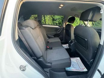 Volkswagen Tiguan 2.0 TDI SE Nav DSG 4Motion Euro 6 (s/s) 5dr