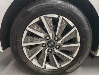 Hyundai Ioniq 38.3kWh Premium Auto 5dr