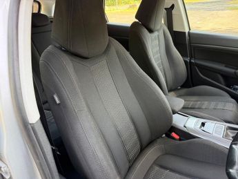 Peugeot 308 BLUE HDI S/S SW ALLURE