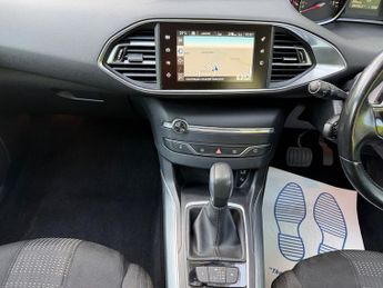Peugeot 308 BLUE HDI S/S SW ALLURE