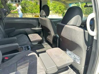 Toyota Estima 2.4+HYBRID+TWIN SUNROOF+1YR WARRANTY
