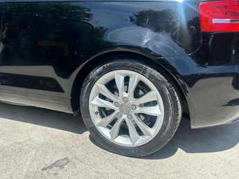 Audi A3 Cabriolet 1.6 TDI Sport Euro 5 (s/s) 2dr