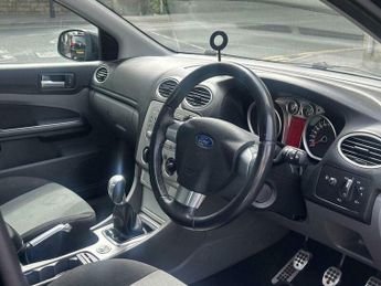 Ford Focus 1.6 TDCi DPF Zetec S 5dr