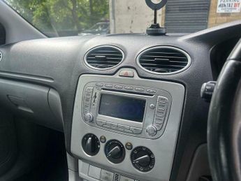 Ford Focus 1.6 TDCi DPF Zetec S 5dr