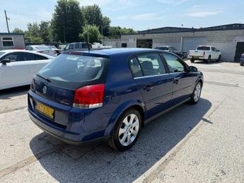 Vauxhall Signum 2.2i 16v Elite 5dr