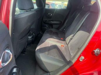 Nissan Juke 1.6 N-Connecta XTRON Euro 6 5dr