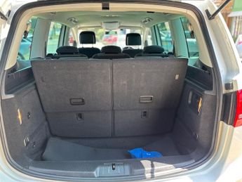 Volkswagen Sharan 1.4 TSI BlueMotion Tech SE Nav MPV 5dr DSG Euro 6 s/s (150ps)