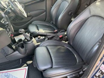 MINI Hatch 1.5 Cooper Seven Auto Euro 6 (s/s) 5dr