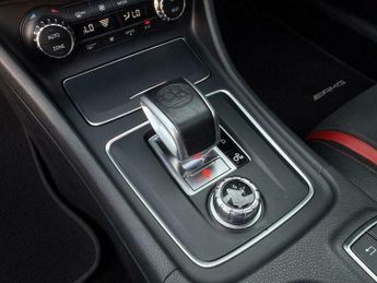 Mercedes-Benz C Class 2.0 GLA45 AMG (Premium) SpdS DCT 4MATIC Euro 6 (s/s) 5dr