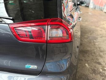 Kia Niro 2 AUTOMATIC HYBRID ELECTRIC SUV 3 MONTHS WARRANTY PARTS AND LABO