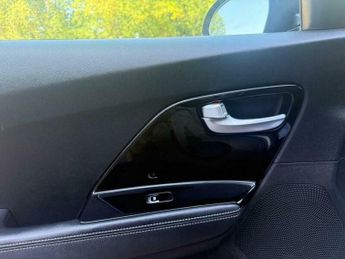 Kia Niro 1.6 GDi 8.9kWh 3 DCT Euro 6 (s/s) 5dr