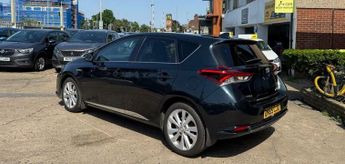 Toyota Auris 1.8 VVT-h Excel CVT Euro 6 (s/s) 5dr (Safety Sense)