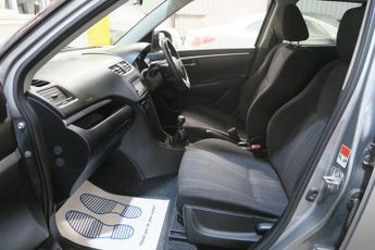 Suzuki Swift SZ4 94
