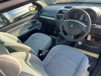 Renault Clio 1.4 16v Expression 3dr