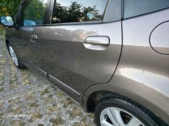 Honda Jazz 1.4 i-VTEC EX CVT Euro 5 5dr