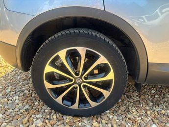 Nissan Qashqai 1.5 dCi n-tec 2WD Euro 5 5dr