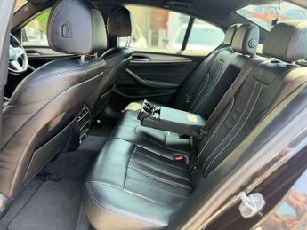 BMW 5 SERIES 2.0 520d MHT M Sport Auto Euro 6 (s/s) 4dr