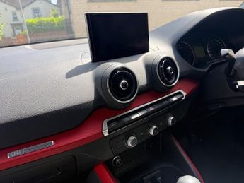 Audi Q2 TDI SPORT