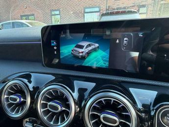 Mercedes-Benz A Class 1.5 A180d AMG Line (Premium) 7G-DCT Euro 6 (s/s) 4dr