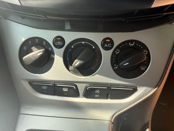 Ford Focus ZETEC TDCI