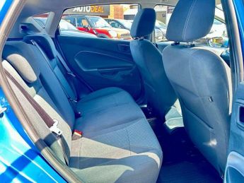 Ford Fiesta 1.4 Zetec 5dr
