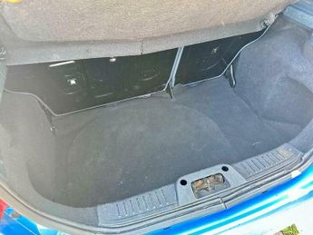 Ford Fiesta 1.4 Zetec 5dr