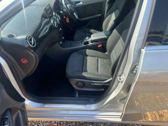 Mercedes-Benz B Class 1.8 B180 CDI BlueEfficiency SE 7G-DCT Euro 5 (s/s) 5dr