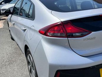 Hyundai Ioniq 1.6 h-GDi SE DCT Euro 6 (s/s) 5dr