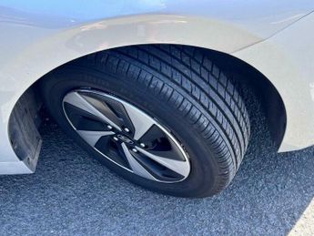 Hyundai Ioniq 1.6 h-GDi SE DCT Euro 6 (s/s) 5dr