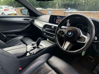 BMW 5 SERIES 2.0 520i GPF M Sport Touring Auto Euro 6 (s/s) 5dr