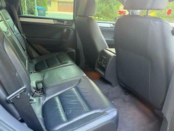 Volkswagen Touareg 3.0 TDI V6 BlueMotion Tech Altitude Tiptronic 4WD Euro 5 (s/s) 5