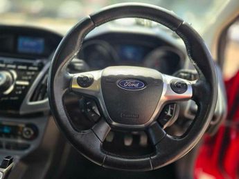 Ford Focus 1.6 TDCi Titanium Euro 5 (s/s) 5dr